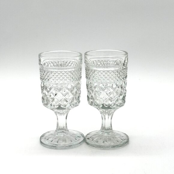 2 Vintage Anchor Hocking Wexford Diamond Cut Wine Water Goblets Glasses - Picture 2 of 10
